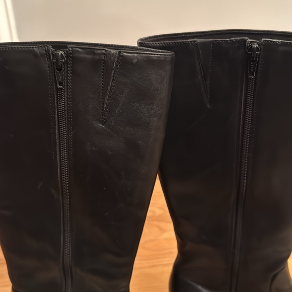 Naturalizer Tall Black Leather Heeled Boots. Size 10 - Picture 4 of 7